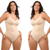Modell trägt beige formende Shapewear für Damen mit Bauchkontrolle und Po-Lifting.