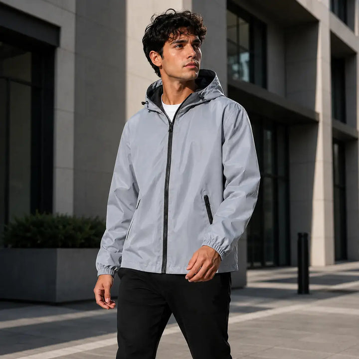 Reflektierende Jacke mit Kapuze in Grau